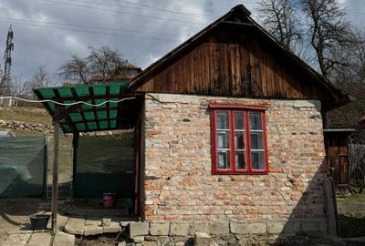 Spațiu comercial, în Petros - 2