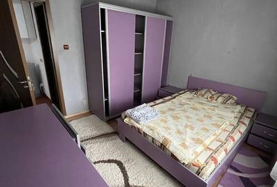 Apartament cu 4 camere decomandat în Central - 1