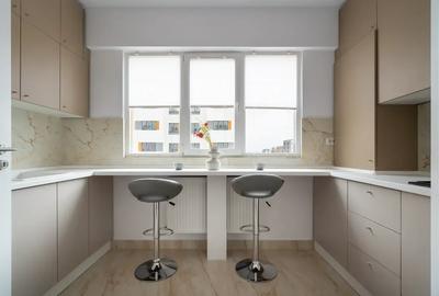 Apartament cu 2 camere semidecomandat, mobilat în 13 Septembrie - 15