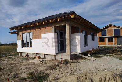 RECO Casa 4 camere,Cihei - 2