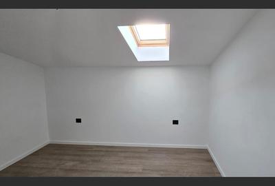 Apartament cu scară interioară - 2 Locuri de Parcare - 10