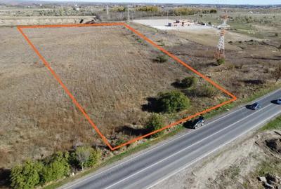 Teren intravilan 45 000 mp. , deschidere 150 ml. ,drum de acces pe 3 laturi, - 2