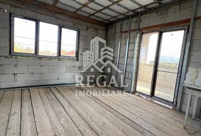 Casa spa?ioasa de vanzare in Ru?i pentru locuin?a sau investitie - 5