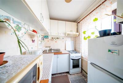 Garsonieră decomandată, mobilată în Lenin - 2