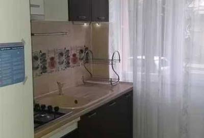Apartament cu 3 camere semidecomandat în Ipotești - 3