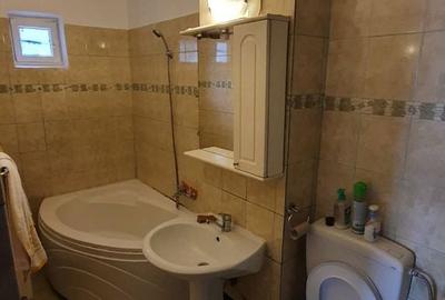 Apartament cu 2 camere decomandat în Șerbănești - 6