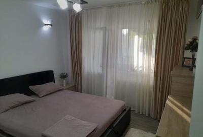 Apartament cu 3 camere decomandat în Apusului - 5