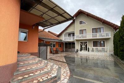 Casă cu Teren 1400 Mp în Central - 8