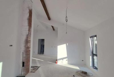 Casă cu Teren 440 Mp în Ghiroda - 3