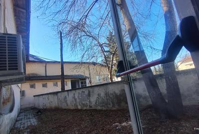 Spațiu comercial, de 996 mp, în Central - 9