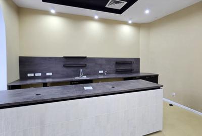 Spatiu comercial vad intens, intersectie bulevarde, vizibilitate maxima - 5