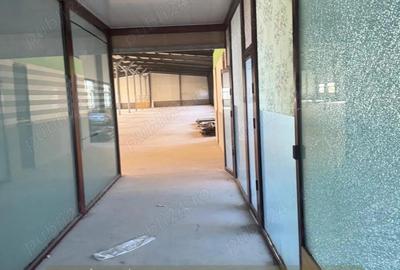 Spațiu comercial, de 3,840 mp, în Central - 15