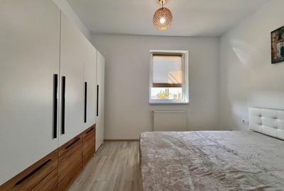 Apartament cu 2 camere semidecomandat, mobilat în Tractorul - 8