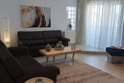 Apartament cu 3 camere decomandat în Calea București - 1