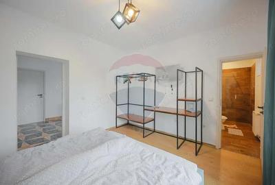 Casă cu 11 camere cu Teren 423 Mp în Haieu - 7