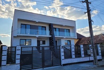 Casă în Central - 7