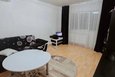 PARTICULAR vând 3 cam. lângă  Metrou 2min. Apărătorii Patriei bl.1986, parter/8 - 2