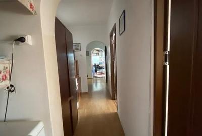 Apartament cu 4 camere in Micro 39 - 9