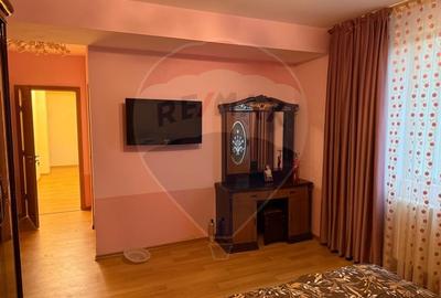 VANZARE Apartament cu 3 camere in zona Voluntari - 18