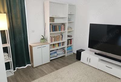 Apartament cu 3 camere decomandat în Central - 1