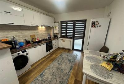 Cug - 3 Camere   - Boxa -Loc De Parcare - 2