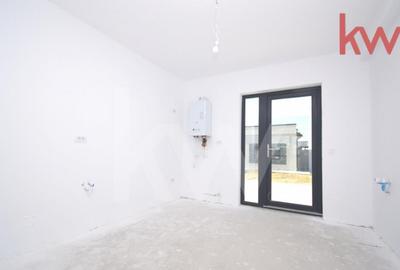 Casa zona aeroport Craiova, moderna, parter si etaj teren 5 Casa zona aeroport Craiova, moderna, parter si etaj teren 5 - 9