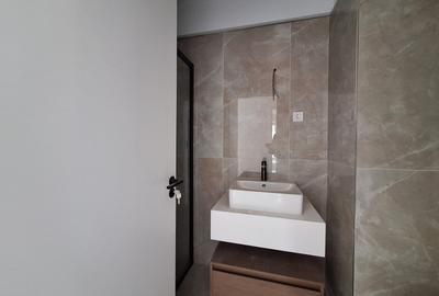 Apartament cu 3 camere semidecomandat în Florești - 7