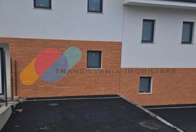 Casă individuală cu 4 camere cu Canalizare în Chinteni - 8