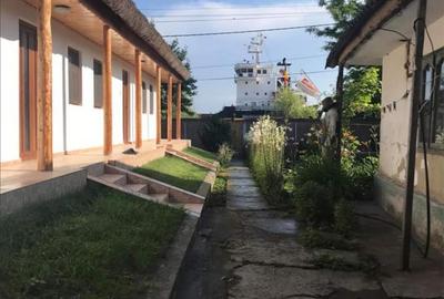 Casă cu 3 camere cu Teren 2900 Mp în Central - 4