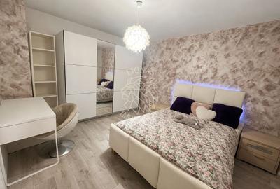 Apartament cu 3 camere semidecomandat, mobilat în Ultracentral - 1