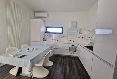 Apartament cu 3 camere decomandat, mobilat în Central - 13