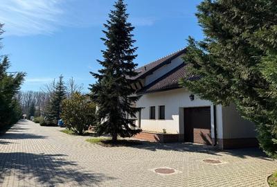 Casă individuală cu 4 camere în Corbeanca