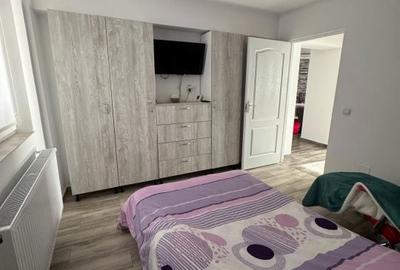 Apartament cu 4 camere decomandat în Ampoi 2 - 1