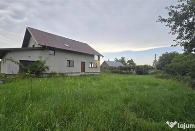 Casă cu 5 camere cu Teren 1483 Mp în Mitocu Dragomirnei - 11