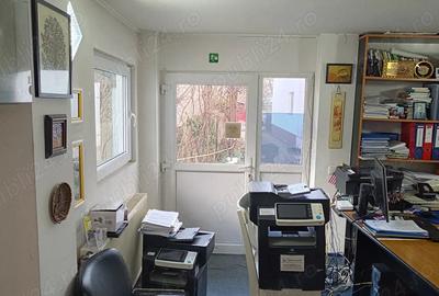 Casă cu 10 camere cu Teren 379 Mp în Central - 10