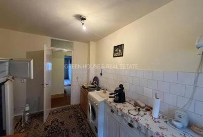 Apartament cu 3 camere decomandat în Piața Centrală - 2