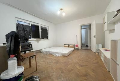 Apartament 2 camere de vânzare – parter, zonă Lipovei - 1