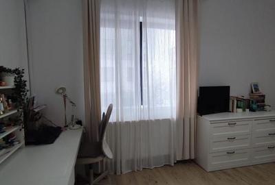 Brancoveanu adiacent 4 camere mobilat utilat modern - 8