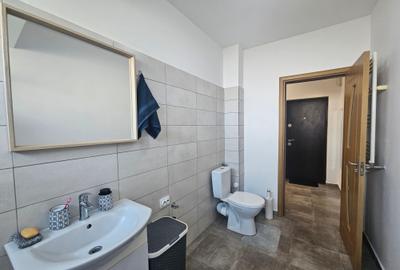 Apartament cu 2 camere decomandat în Apărătorii Patriei - 9