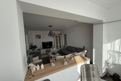 Apartament cu 3 camere semidecomandat în Central - 14