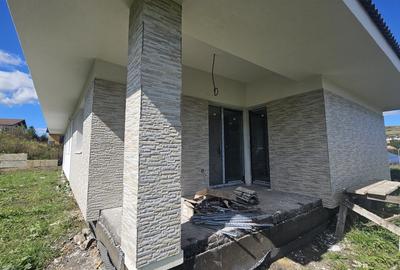 Casă individuală cu 4 camere cu Canalizare în Chinteni - 8