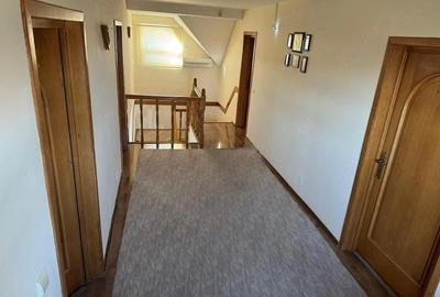 Casă cu Teren 320 Mp în Valea Mare - 9