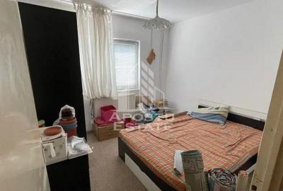 Apartament cu 3 camere semidecomandat, mobilat în Soarelui - 9