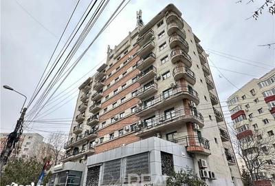 Spațiu comercial, de 64 mp, în Tineretului - 10