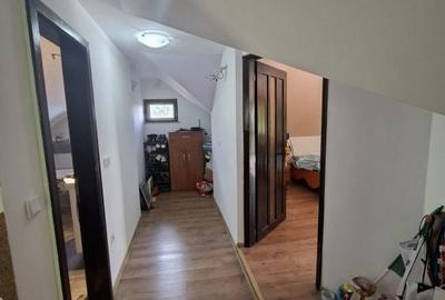 Casă cu 4 camere cu Teren 1600 Mp în Central - 13