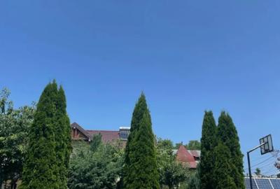 Casă cu 7 camere în Central - 1