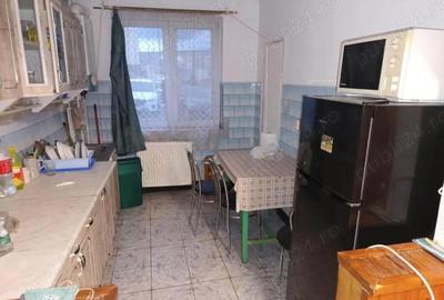 Apartament cu 3 camere în Suplacu de Barcău - 1