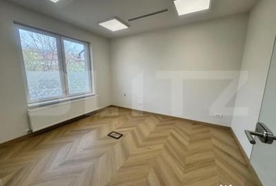 Spațiu comercial, de 20 mp, în Central - 7