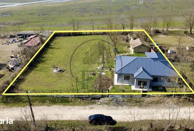 Casă cu 4 camere cu Teren 2561 Mp în Cobadin - 18