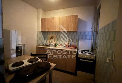 Apartament cu 3 camere si două băi in zona Sagului, decomandat - 3